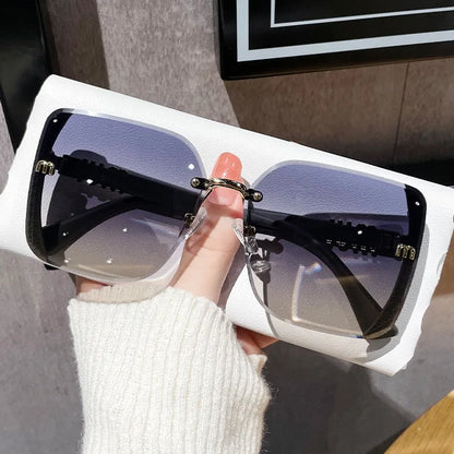 Large Frame Retro Women's Sunglasses UV400 Protection