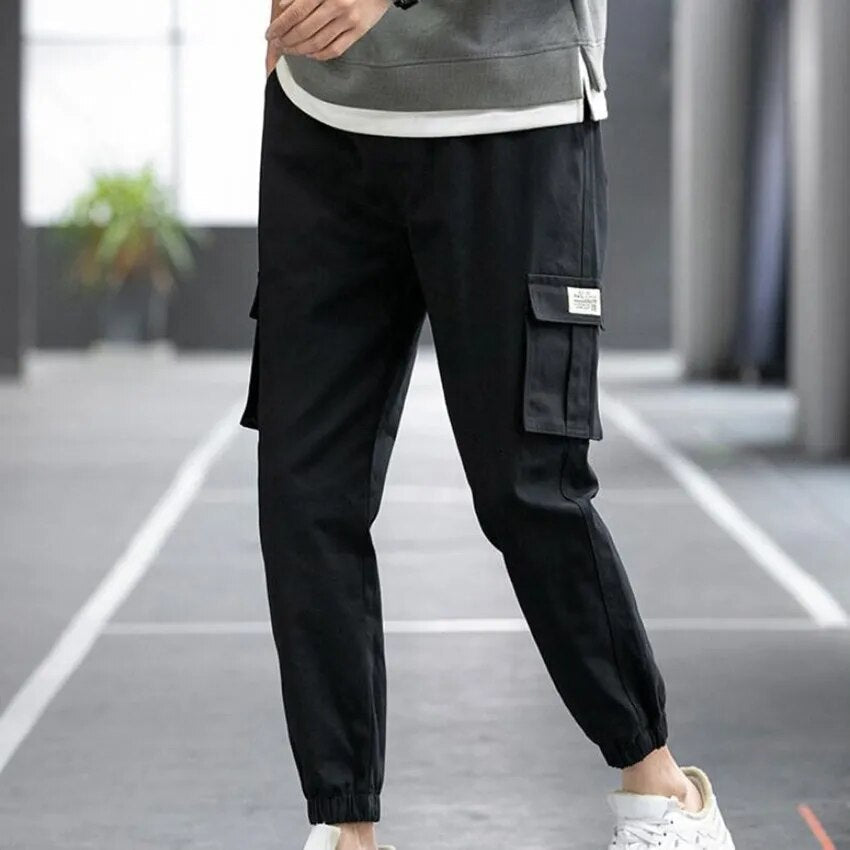 Relaxed Fit Black Cargo Pants for Men - BritishElegance