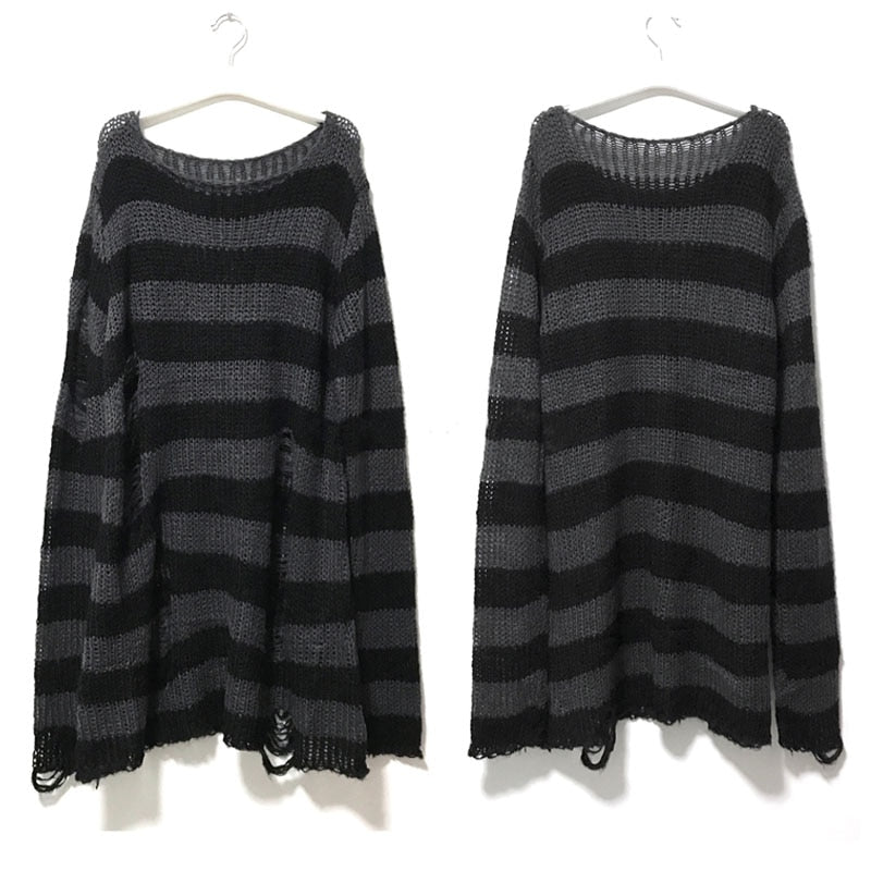 Comfortable Relaxed Fit Women's Striped Sweatshirt