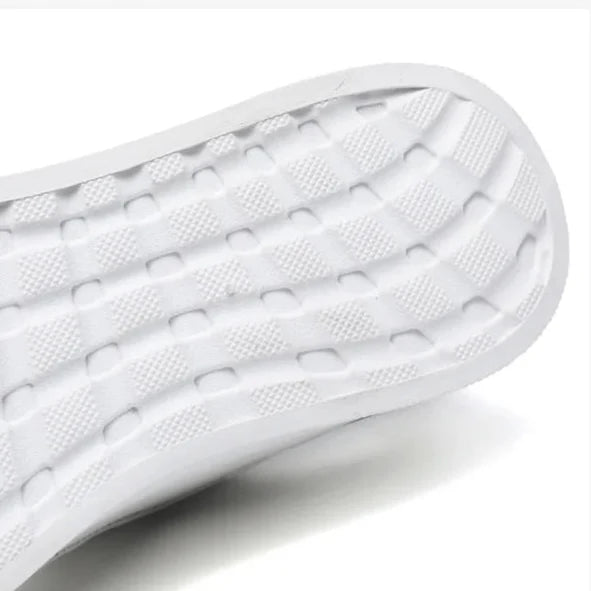 Vale Sneakers