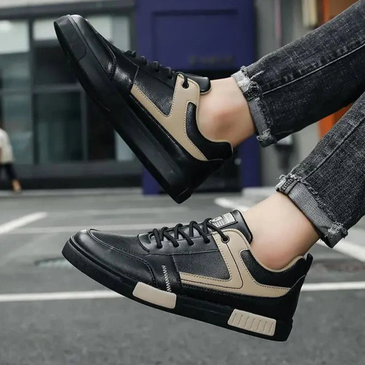 Trev Sneakers