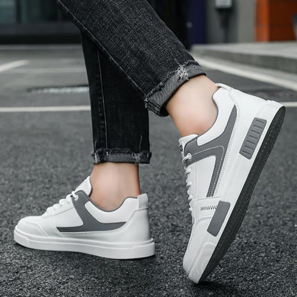 Trev Sneakers