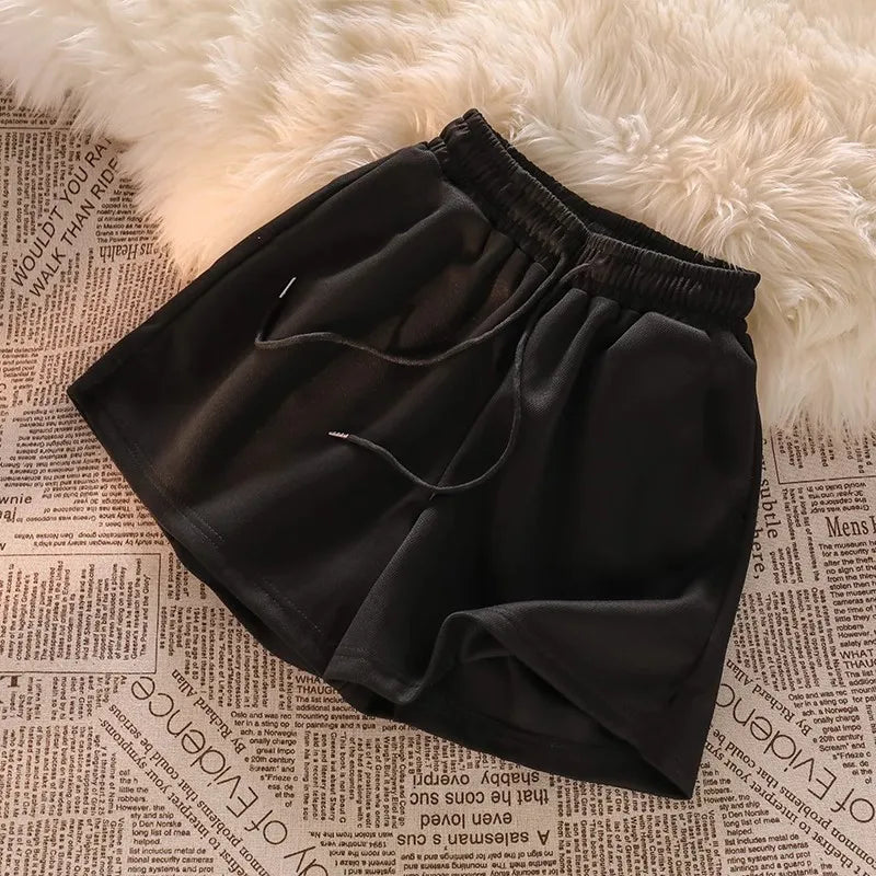 Comfortable Asian Fit Loose Fit Shorts