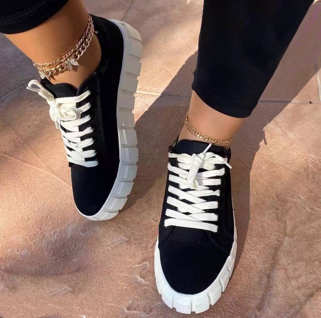 Fashionable Lace Up High Top Sneakers