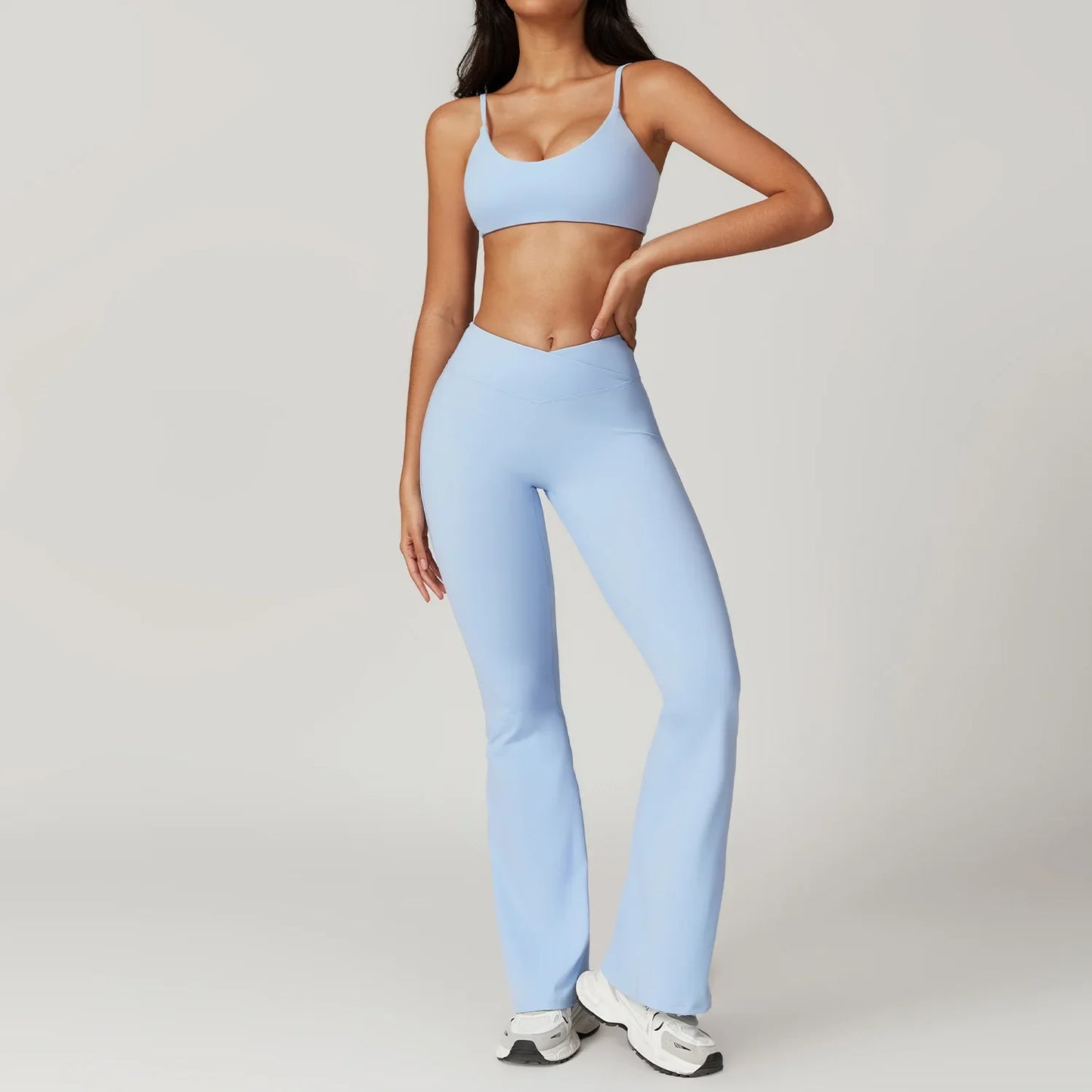Comfortable 2-Piece Yoga Outfit – Sports Bra & Tight Pants