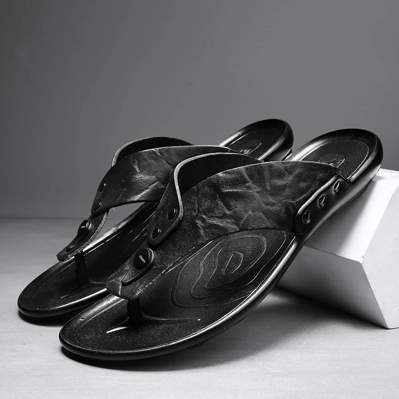 Arvento | Italian Leather Slides – Rivet Detail with Anti-Slip Comfort Sole