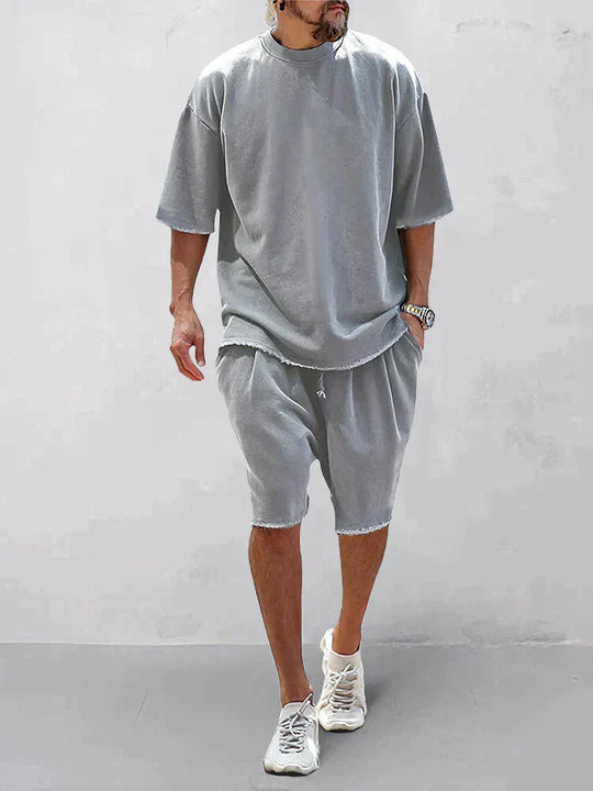Stylish oversized set: trendy design, ultimate comfort