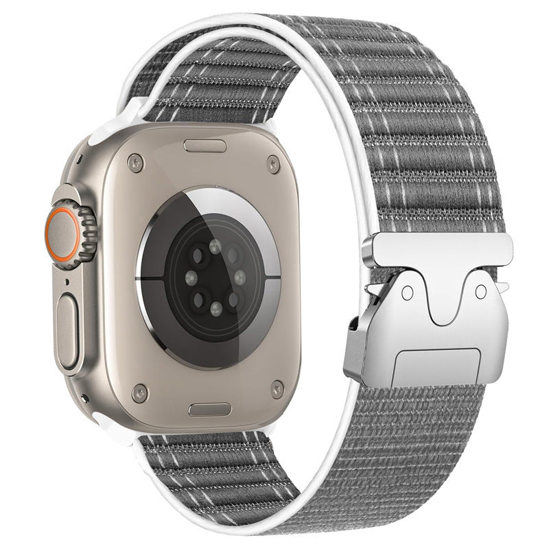 Stylish Wave Strap for Apple Watch with Secure Buckle