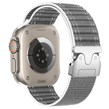 Stylish Wave Strap for Apple Watch with Secure Buckle