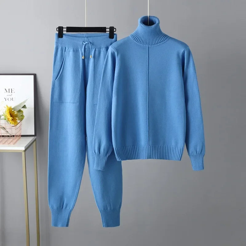 Cozy Women's 2-Piece Knit Outfit