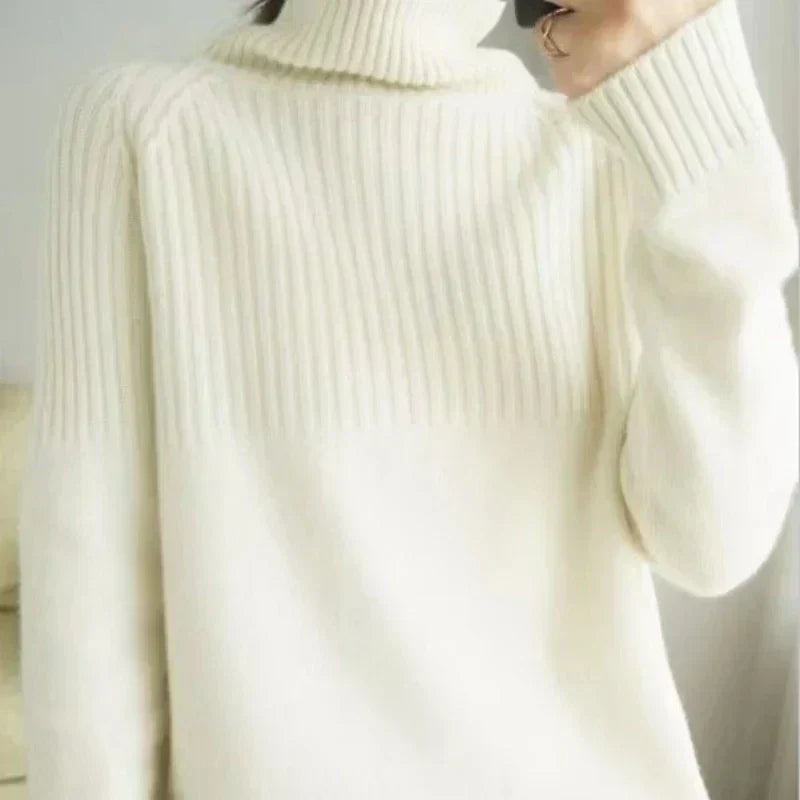Soft Women's Wool Crew Neck Winter Sweater
