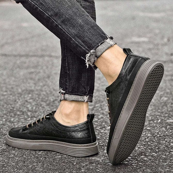 Garnel Sneakers