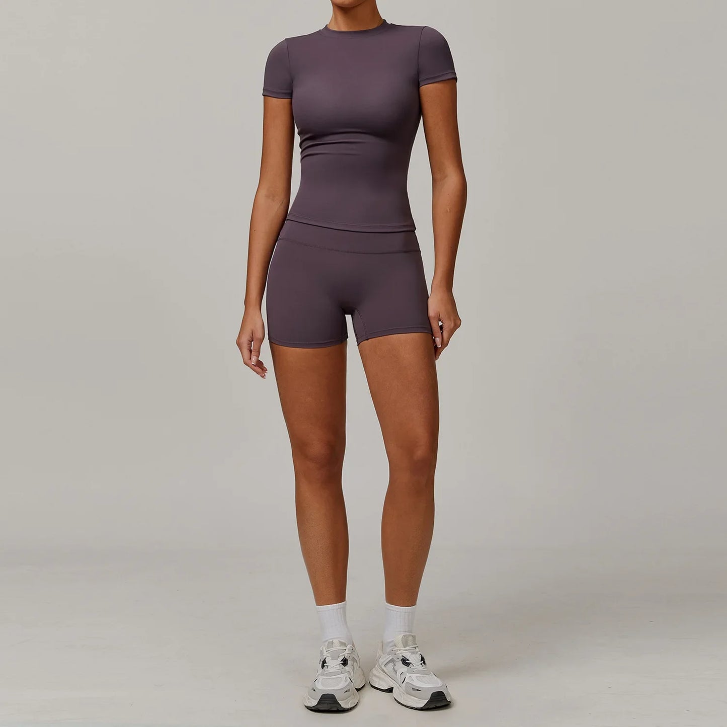 Comfortable 2-Piece Women's Fitness Outfit