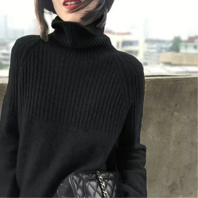 Soft Women's Wool Crew Neck Winter Sweater