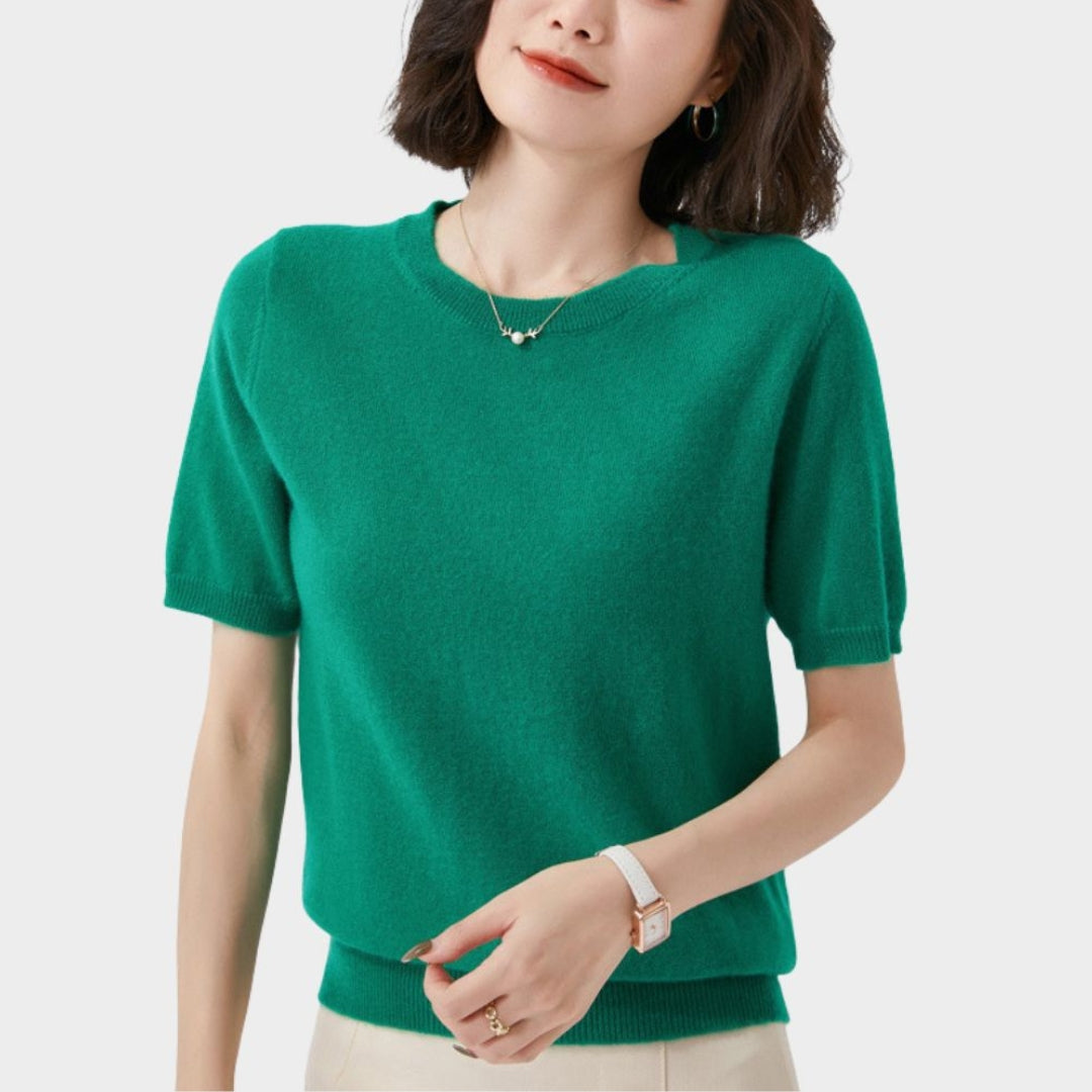 Sandra – Women’s Short Sleeve Knitted T-shirt