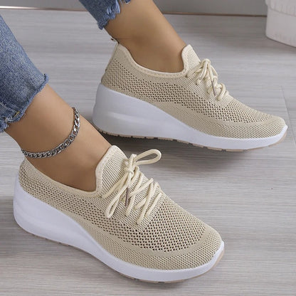 Sara – Women’s Orthopedic Sneakers