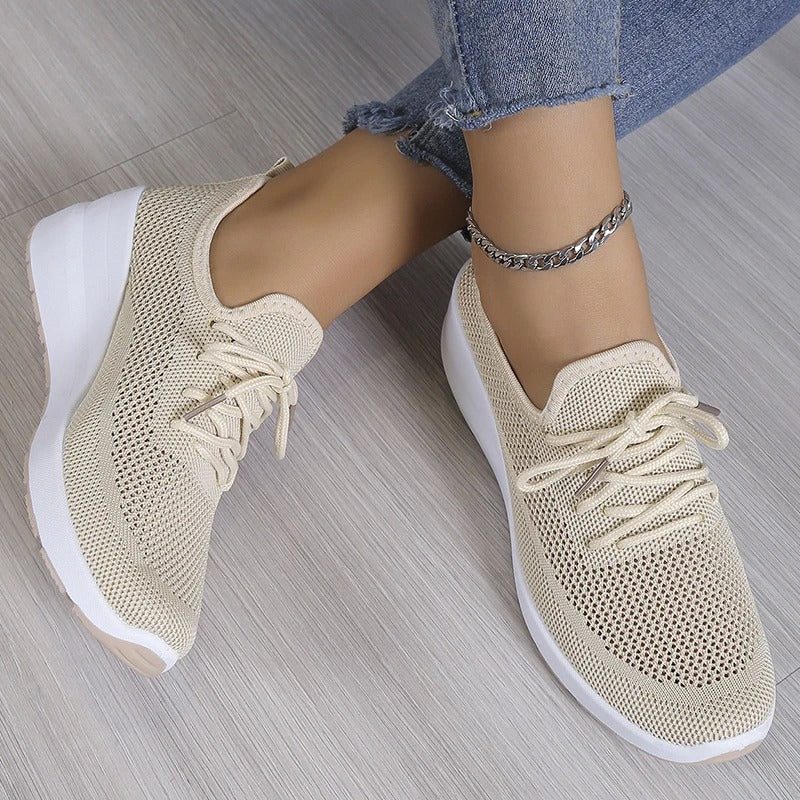 Sara – Women’s Orthopedic Sneakers