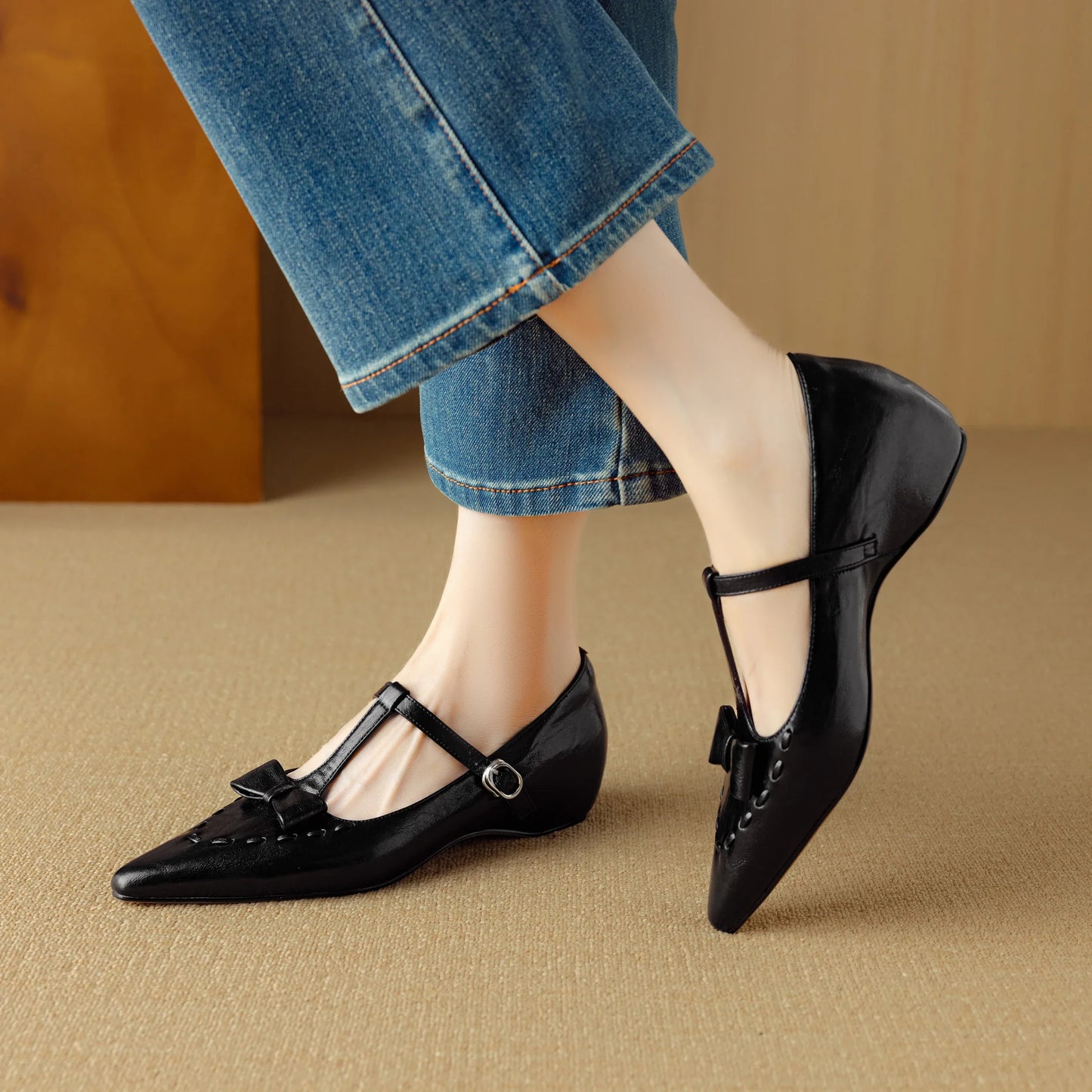 Tiara Genuine Leather Pumps