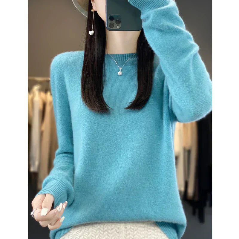 Soft Women's Pure Wool Crew Neck Sweater