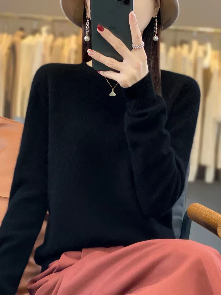 Cozy Women's Crew Neck Merino Wool Sweater