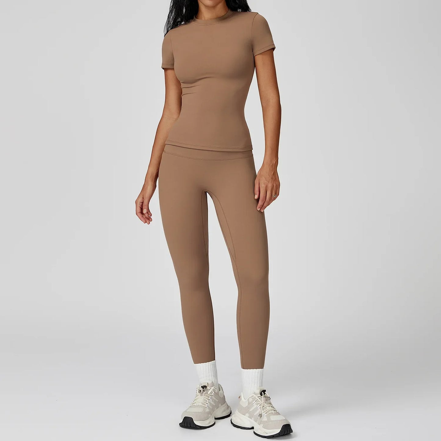 Comfortable 2-Piece Women's Fitness Outfit
