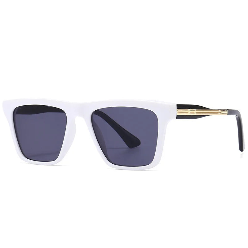 Trendy Retro Square Shades for Women - BritishElegance