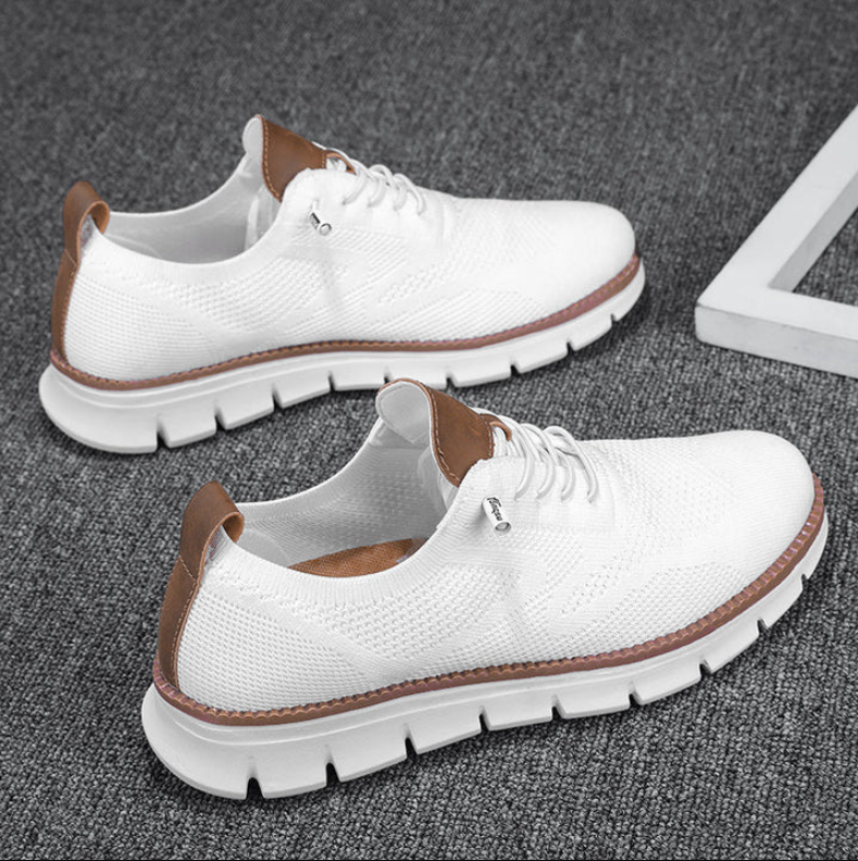 Elegant, comfortable running shoes for leisure