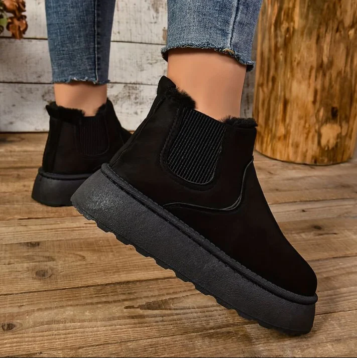 Amélie: Cozy Step-in Slippers