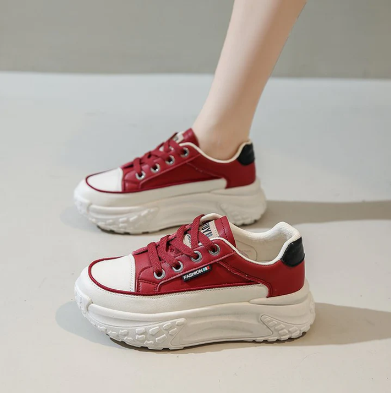 Stylish orthopedic women's shoes by Ladena