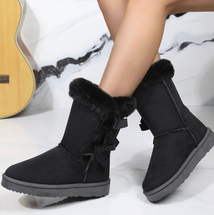 Classic Remy Snow Boots with Pink Fur-Lined Shaft