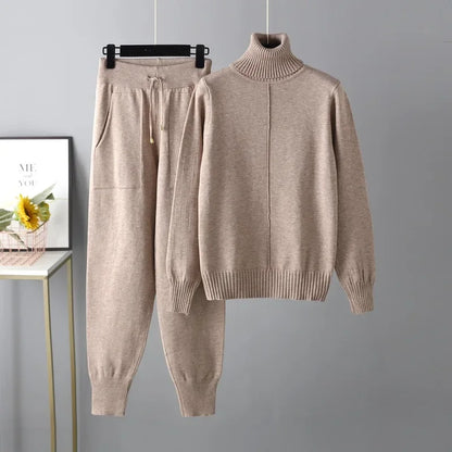 Cozy Women's 2-Piece Knit Outfit