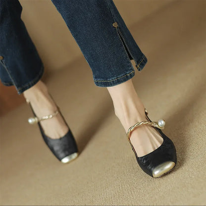 Raila Slingbacks