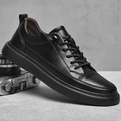 Men’s Low-Top Sneakers with Tonal Stitching and Lace-Up Closure