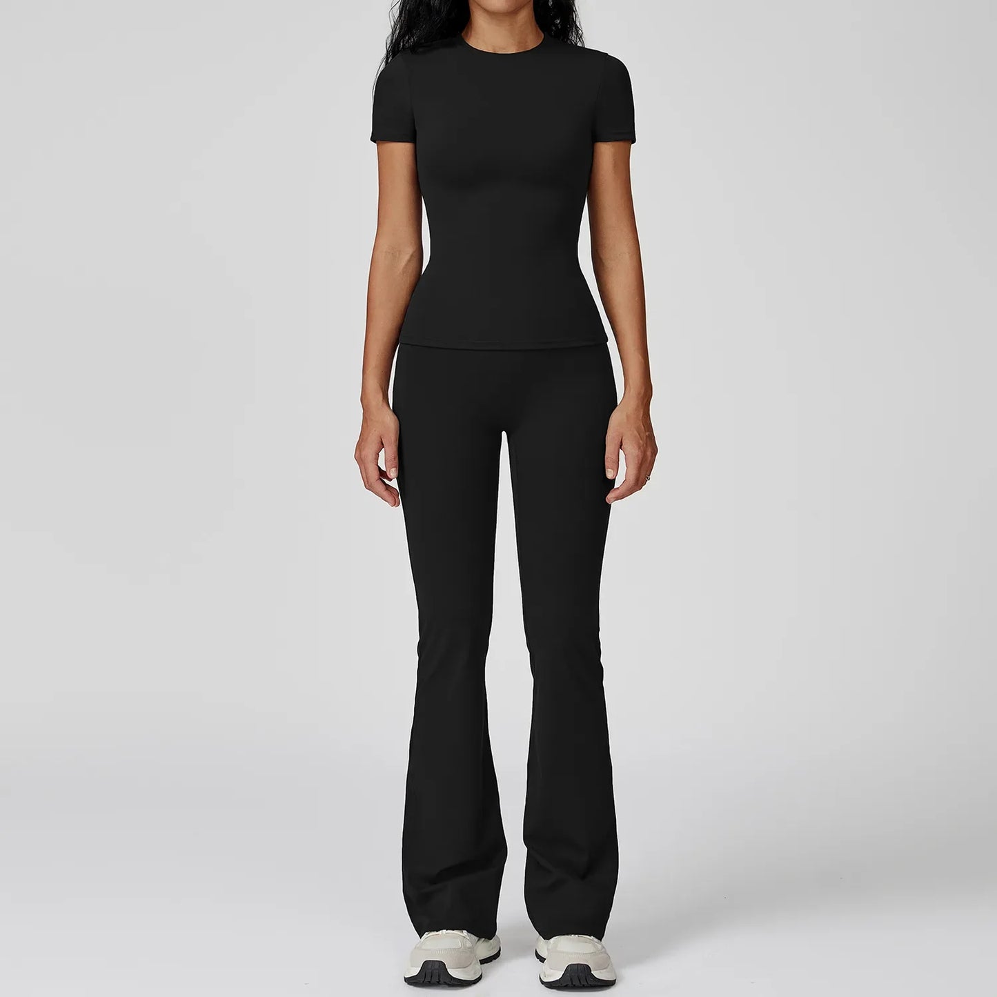 Comfortable 2-Piece Women's Fitness Outfit