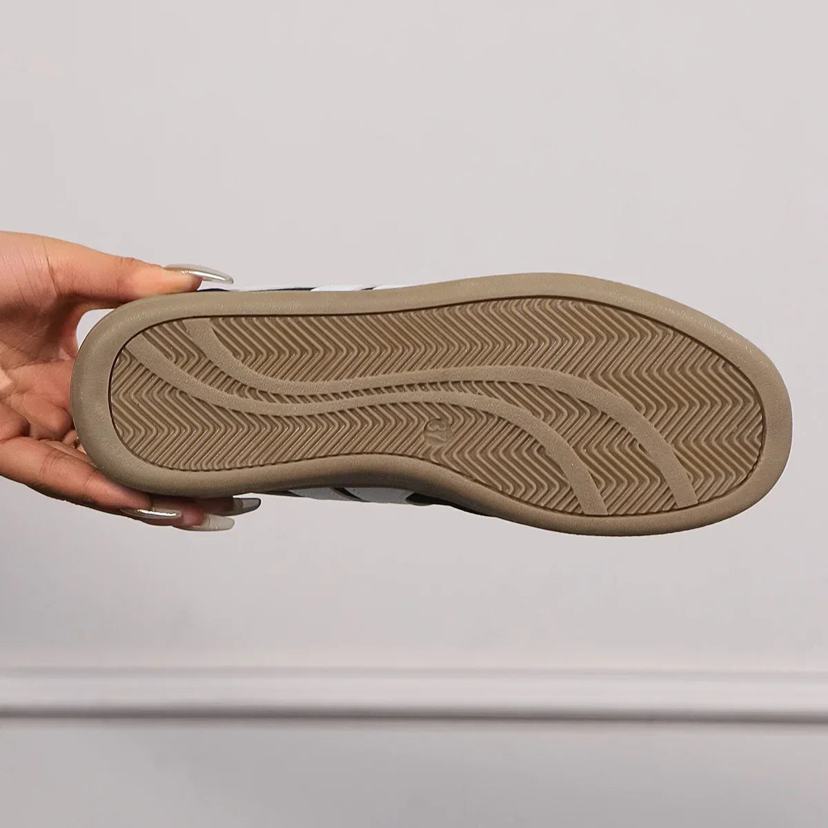 Raima Sneakers