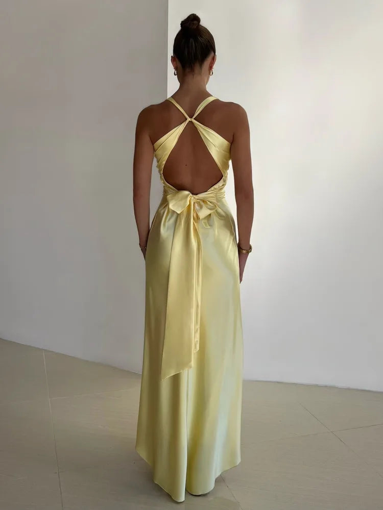 Beautiful Strapless V Neck Evening Gown Dress