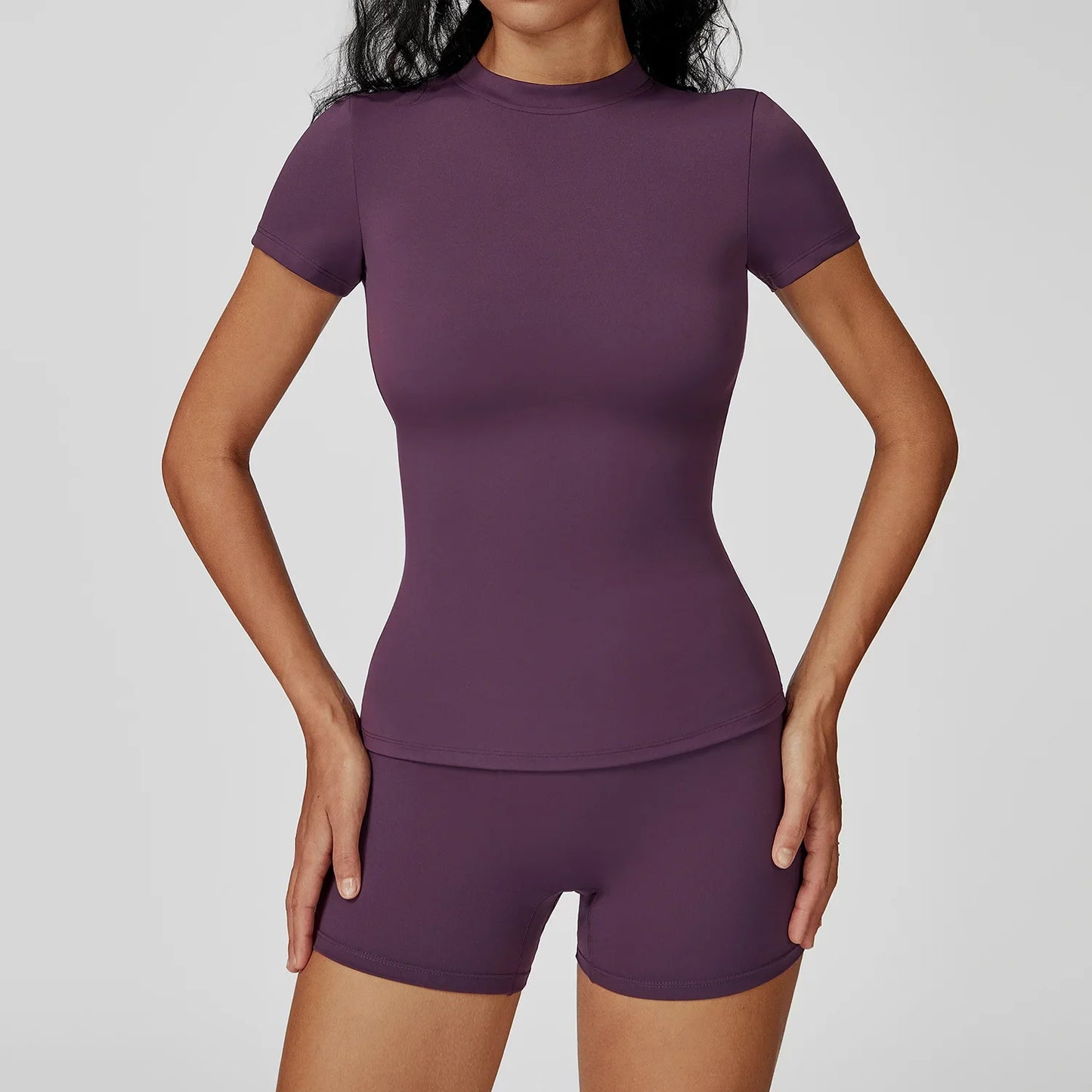 Comfortable 2-Piece Women's Fitness Outfit