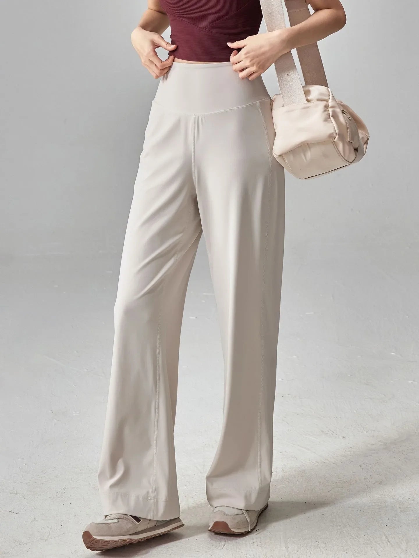 Comfortable Elastic Jogger Pants with Side Pockets