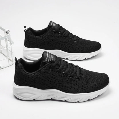 Maxim Sneakers