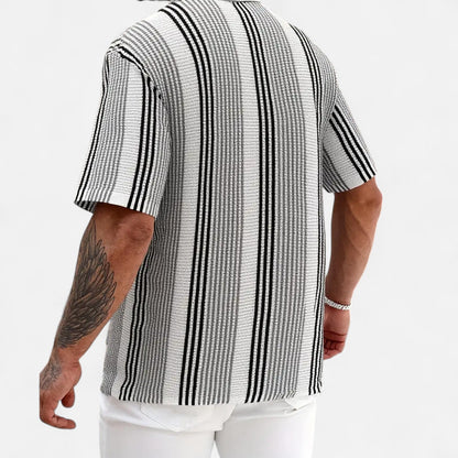 Shirt – Striped Light Blend Button Front & Breathable Fit