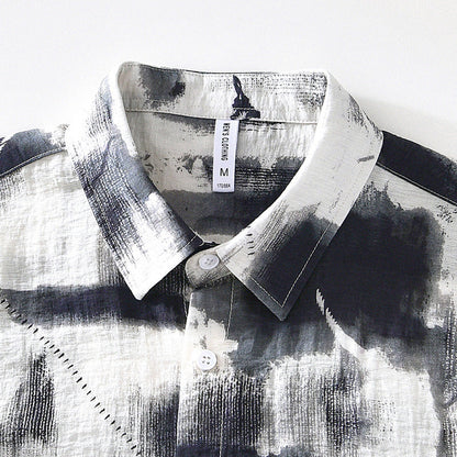Short-Sleeve Shirt - Printed Front & Loose Movement Fit