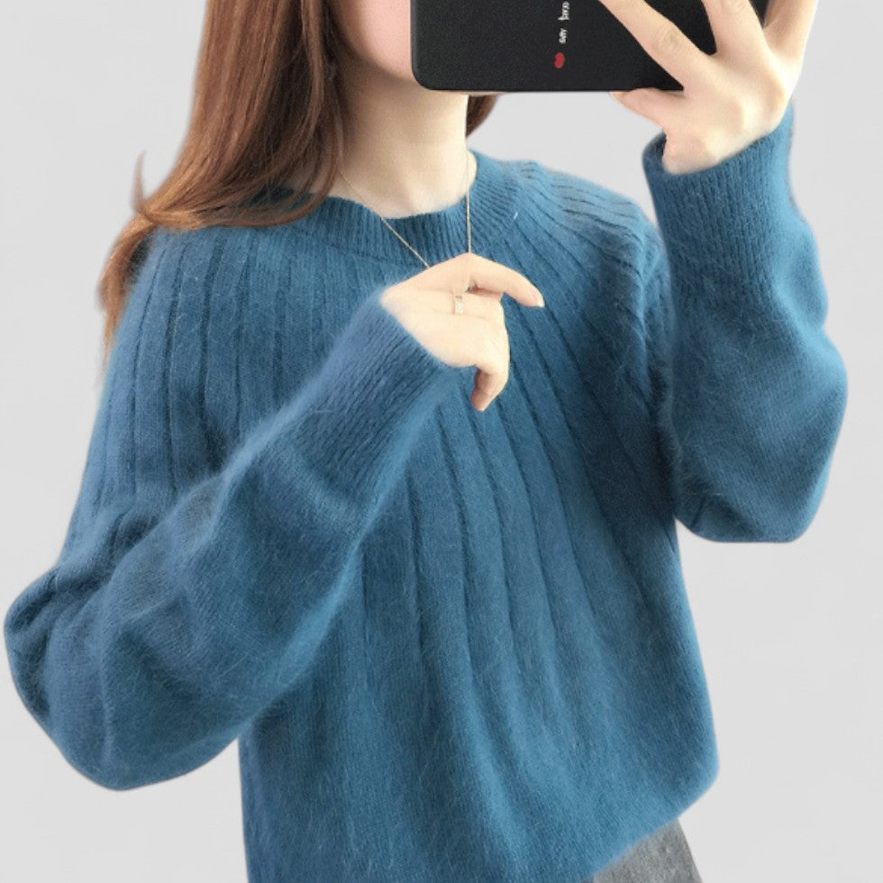 Women’s Cozy Solid Lined Sweater