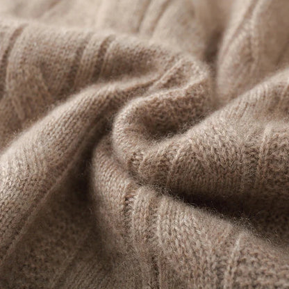 Sweater - Soft-Blend Polo Collar & Insulating Shape