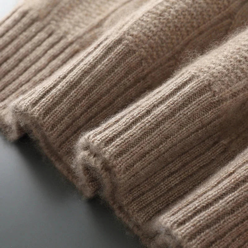 Sweater - Soft-Blend Polo Collar & Insulating Shape