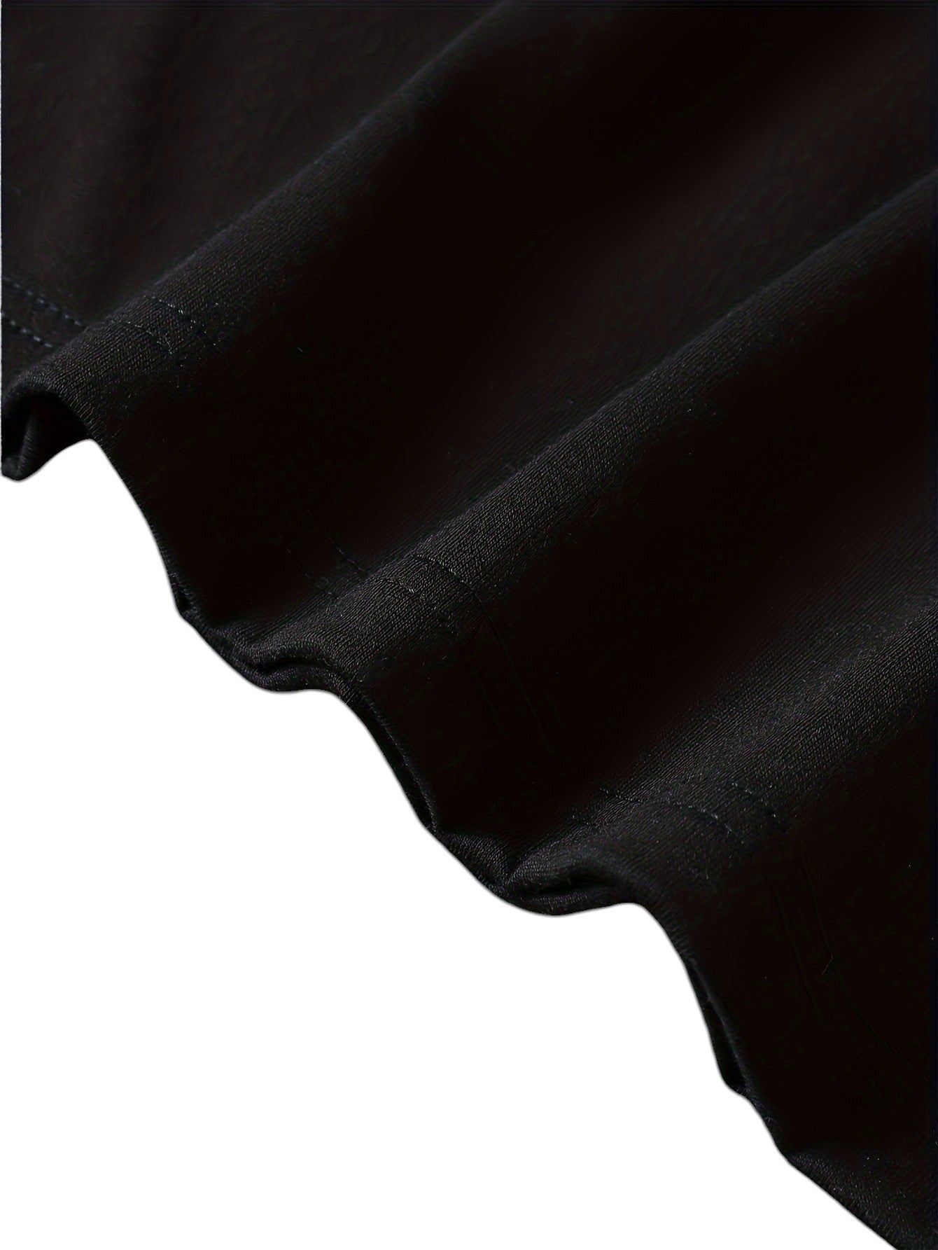 T-Shirt – Polyester Blend Regular Cut And Smooth Neckline