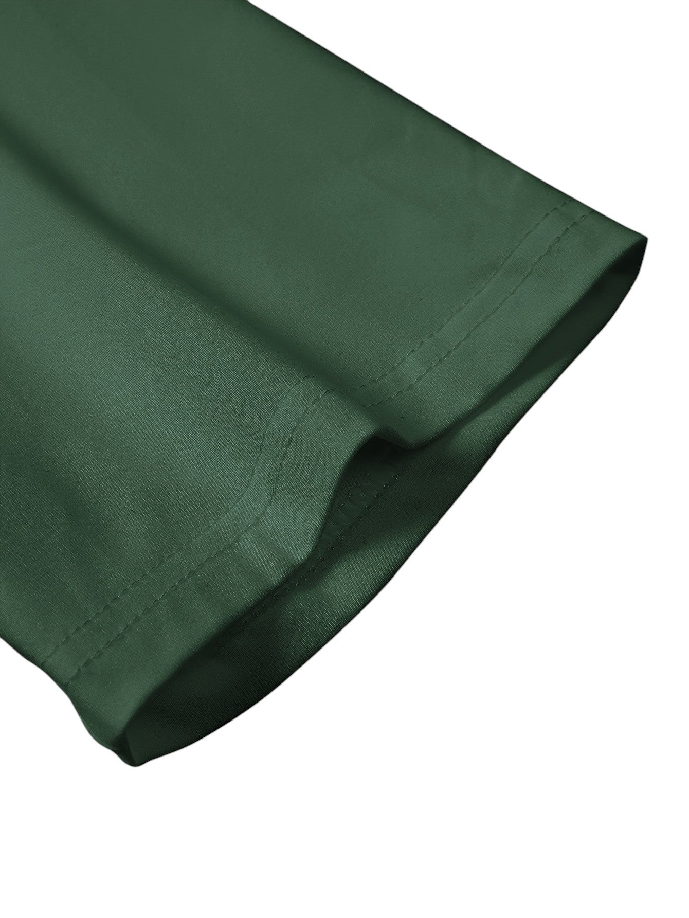 T-Shirt – Polyester Blend Regular Cut And Smooth Neckline