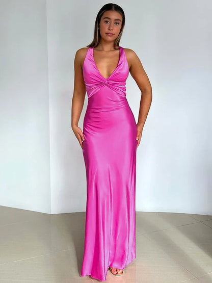 Thalina – Long Dress with Twisted Style and Sleeveless