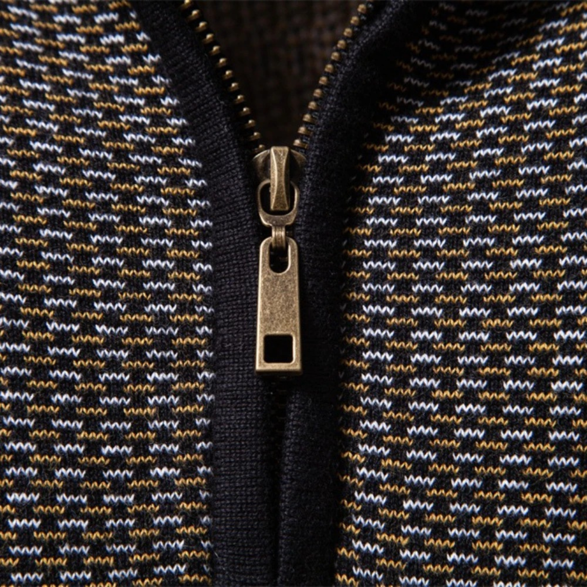 Men’s Textured Half Zip Pullover
