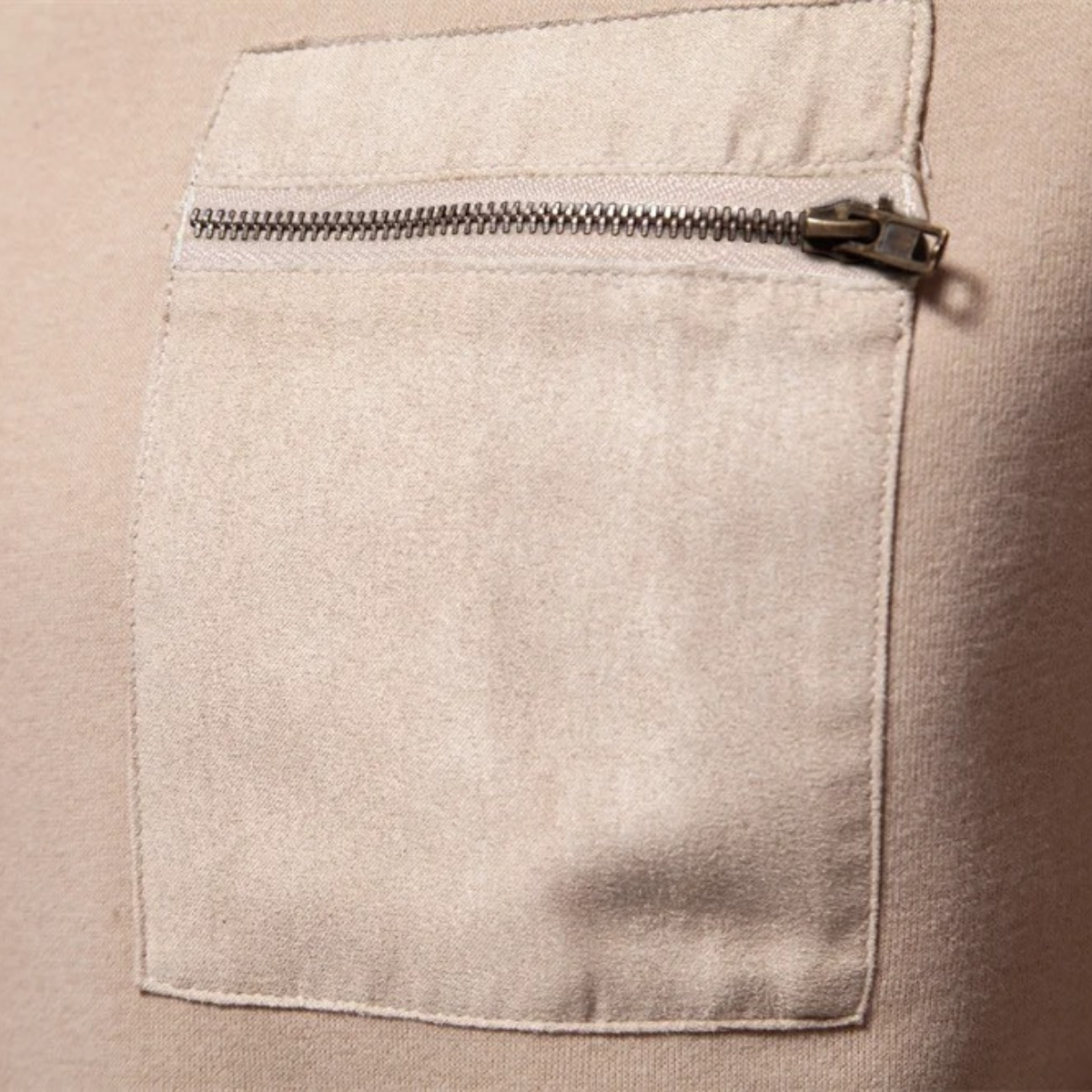 Men’s Crewneck Sweatshirt with Zipper Pocket