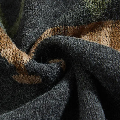 Men’s V-Neck Cardigan with Geometric Fair Isle Pattern